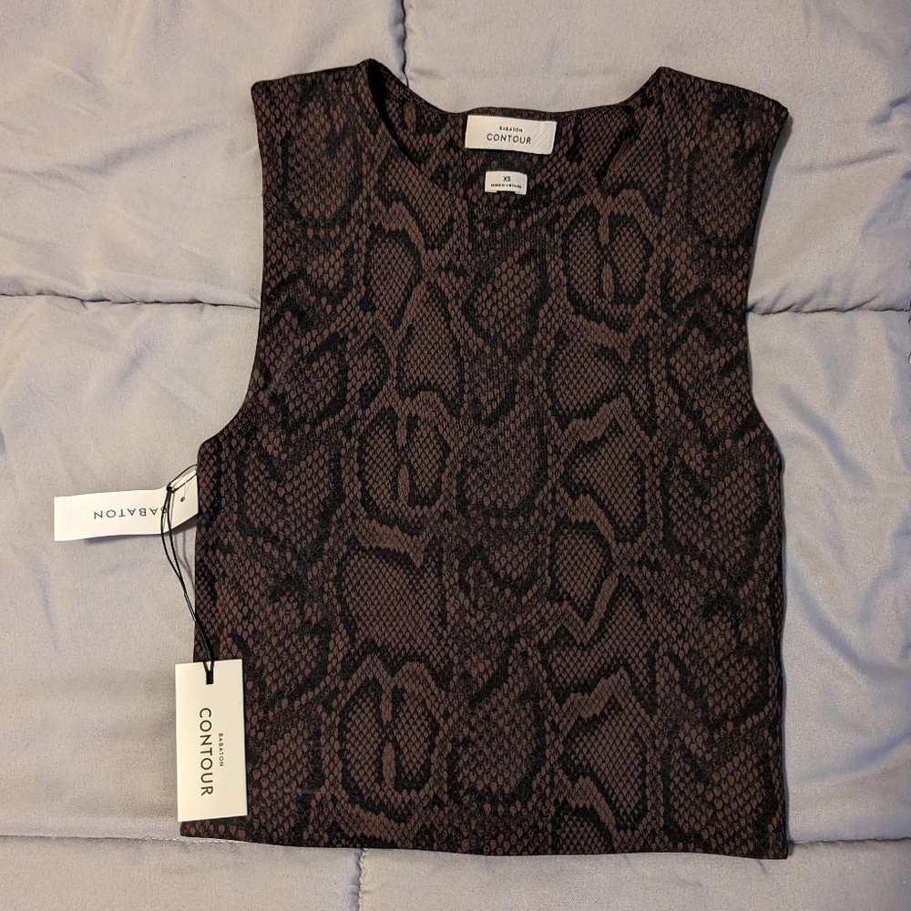 Aritzia Babaton Contour Muscle Tank